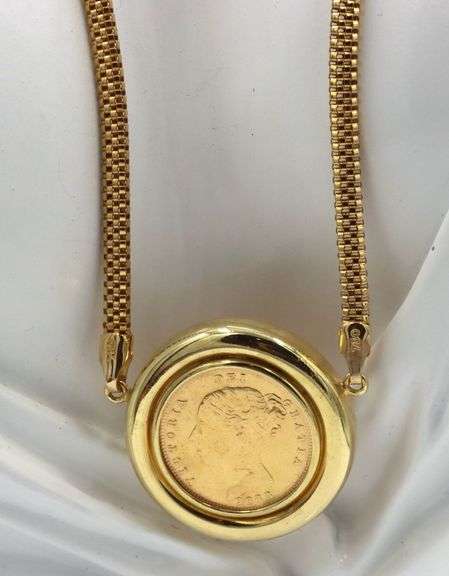 18kt Yellow gold Coin bezel pendant on mesh necklace