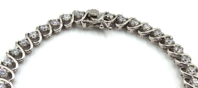 Group lot of Vintage 925 sterling silver mixed jewelry