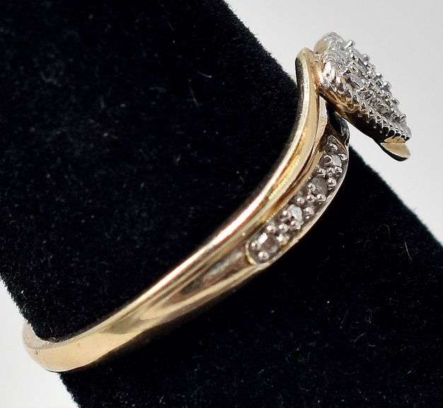 Dazzling 10K Yellow Gold Heart Diamond Cluster Ring