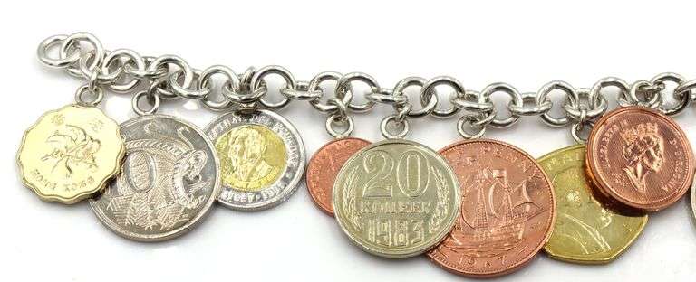 Italian 925 Sterling Silver Link Brcelet with Around The World Coin Charms