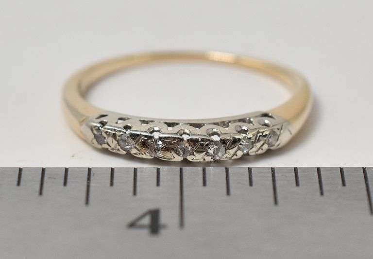 Lovely 14K Yellow Gold Diamond Ring