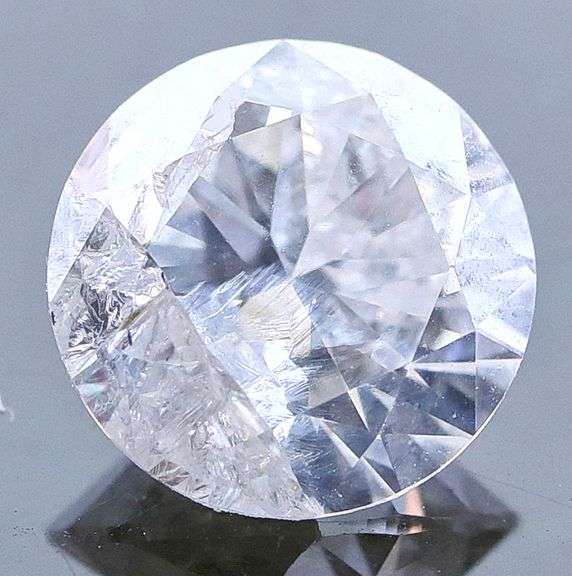 Absolutely stunning .99ct silver lab created Diamond