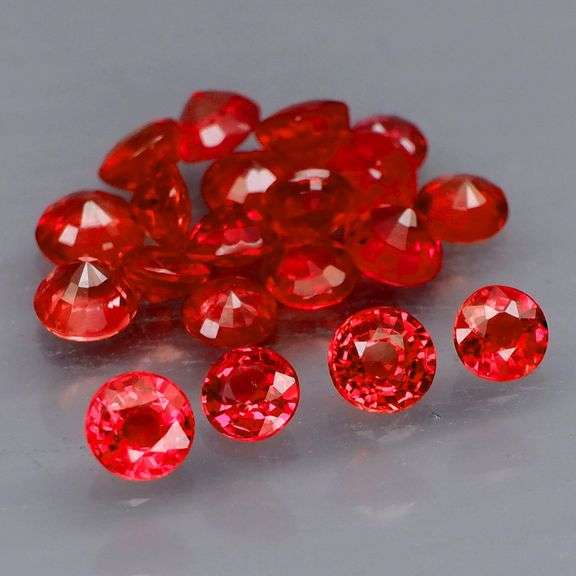 This is 3.02cts of JEDI RED Songean Sapphires!