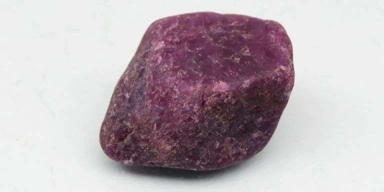 Unheated/untreated 21.15ct uncut Tanzanian Ruby!!!