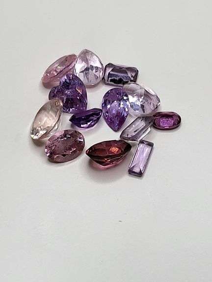 Very fine collection of Tanzanites, Tourmalines 23.03 CTTW