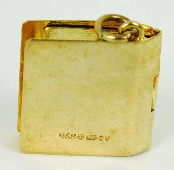 Vintage 9KT Gold London Souvenir Mechanical Book Charm