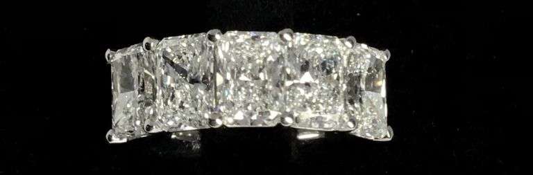 14K White Gold Radiant Cut Lab Diamond Ring