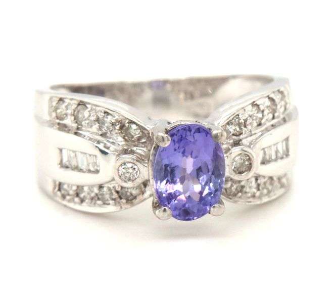 14kt White gold oval tanzanite and diamond ring