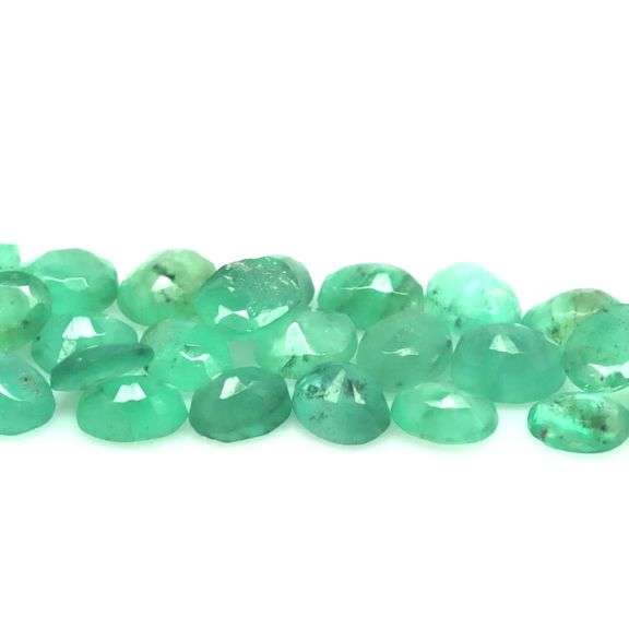 Heavy! Rich green 7.95ct Zambian Emerald set!