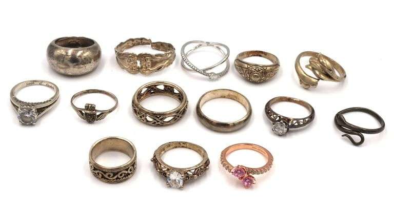 Group lot of Vintage 925 sterling silver rings