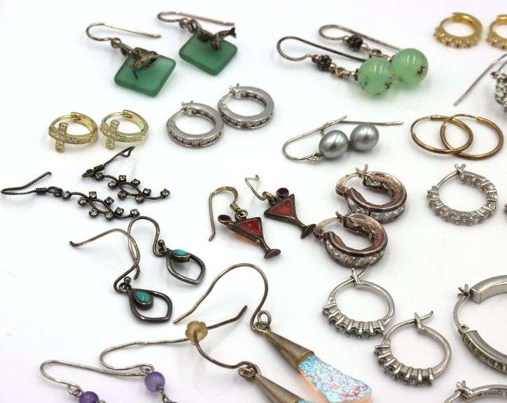 Group lot of Vintage 925 sterling silver earrings