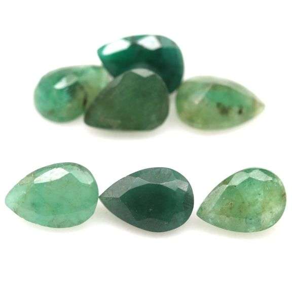 Rich emerald green 14.38ct 7pc Emerald set