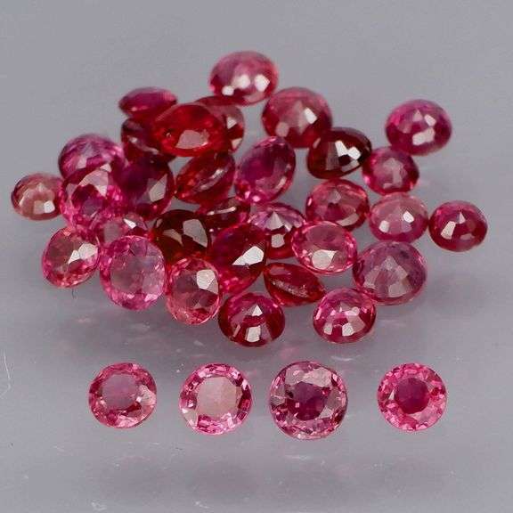 Untreated! Rare color! 2.84ct Imperial red Sapphire set!!!