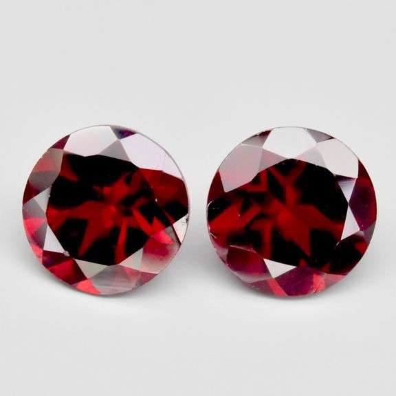 Mozambique red! 6.16ct matched round cut Garnet pair!