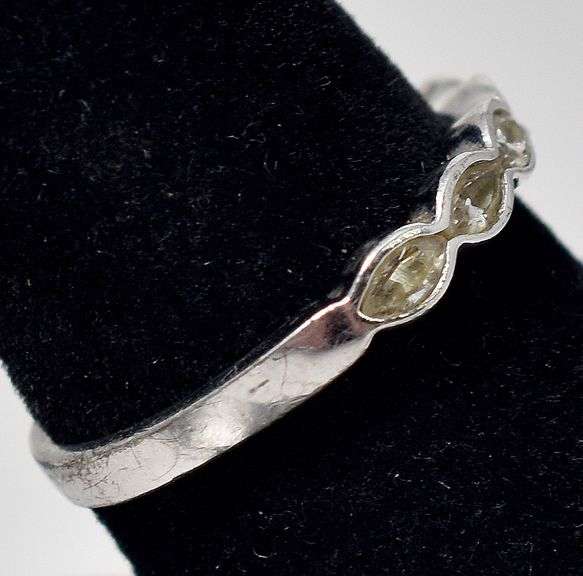Cz Gemstone Ring in Sterling Silver