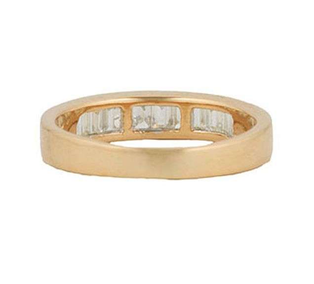 0.85ctw Baguette Diamond Channel Set Wedding Band Ring in 18K