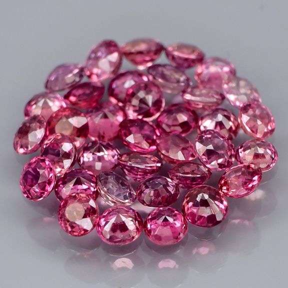 Untreated!!! Rose red!!! 3.93ct set of natural Sapphires!