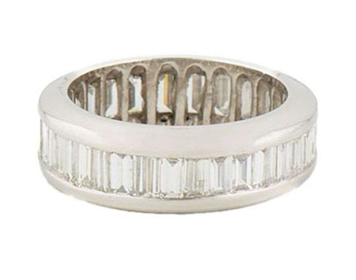 2.97ctw Baguette Diamond Channel Set Wedding Band Ring in Platinum