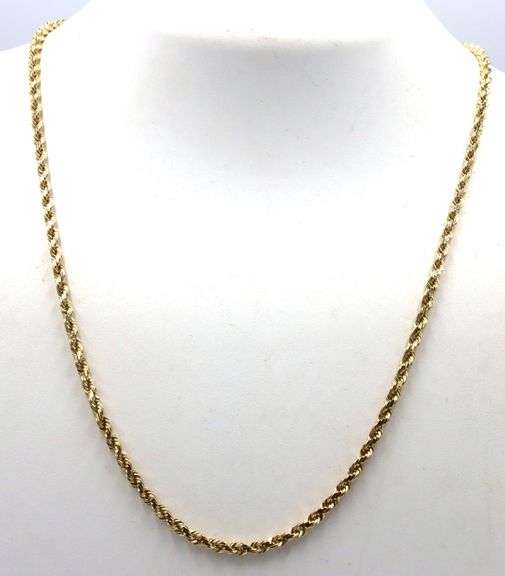 14kt Yellow gold 2.5mm rope chain necklace