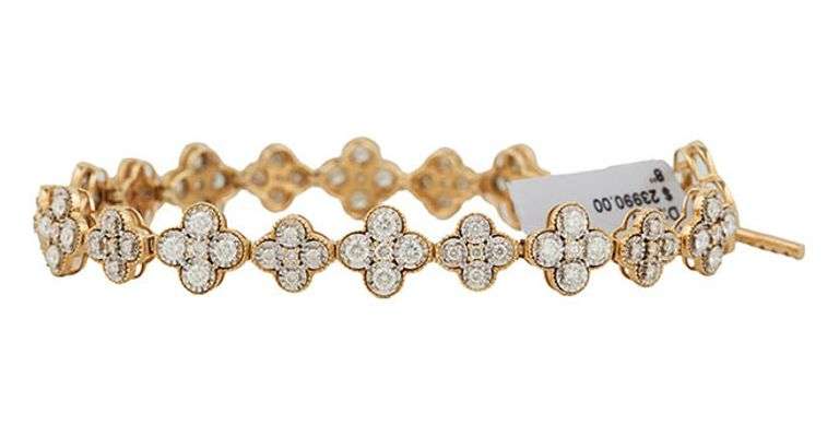 New 2.74ctw Round Diamond Clover Shaped Station Bracelet in 14K