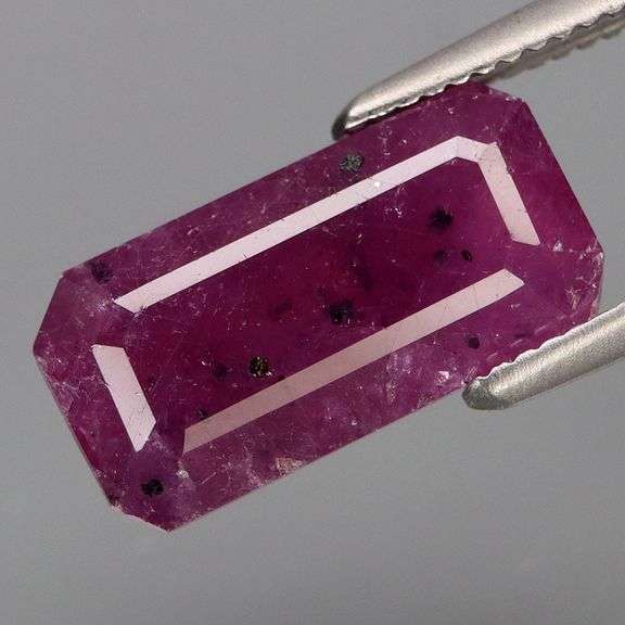 UNTREATED! 4.25ct violet red Winza Ruby