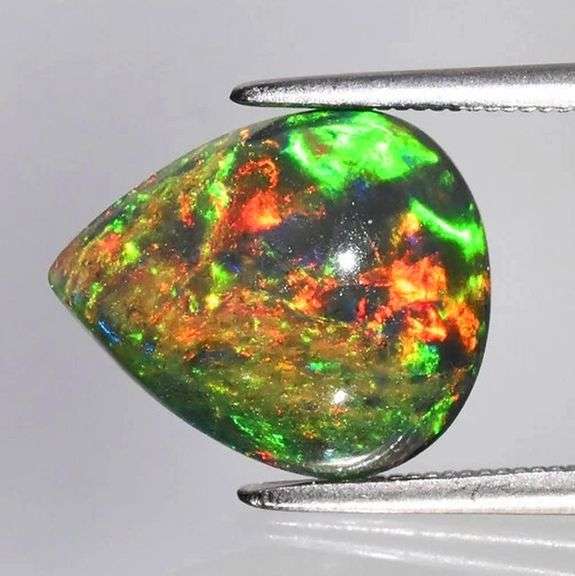 Vibrant mixed pattern 3.03ct Black Opal