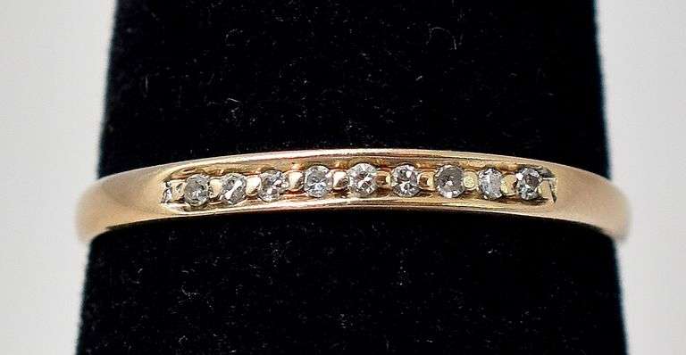 Simple 10K Yellow Gold Diamond Ring Band