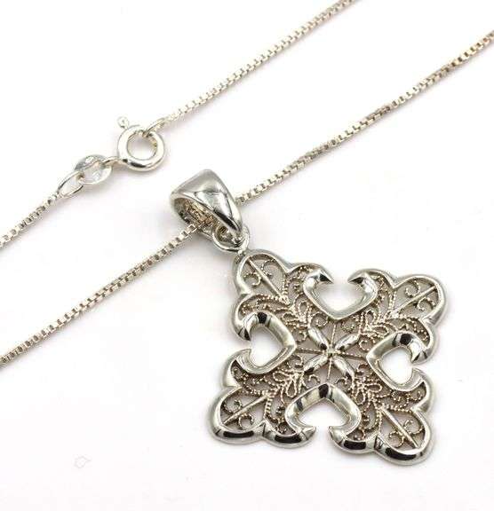 Italian 925 sterling silver Filigree Maltese Cross Necklace