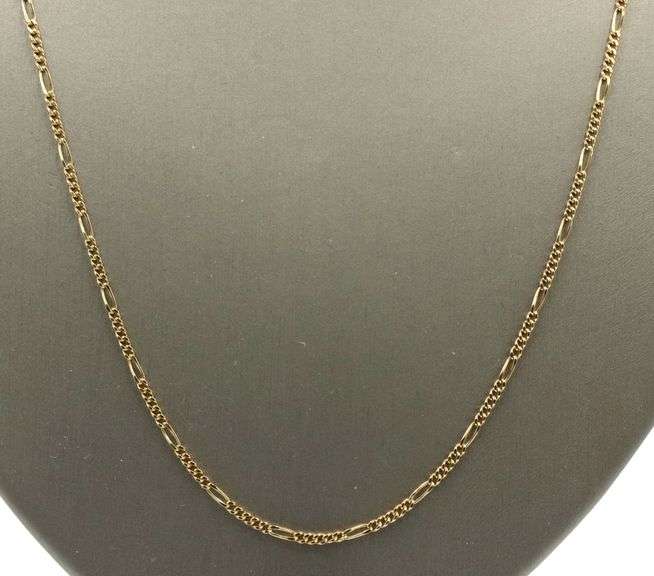 14kt Yellow gold Figaro link chain necklace