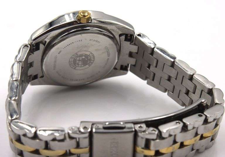 Citizen Solar Analog mother of pearl diamond dial watch