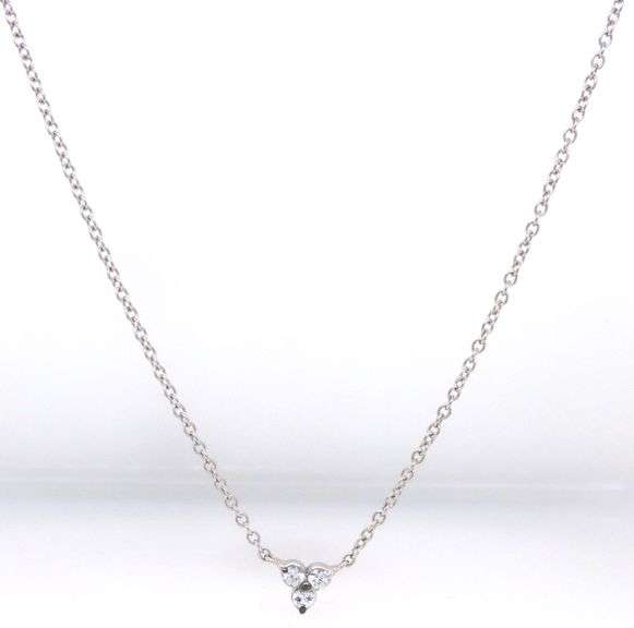 925 sterling silver 3 cluster cubic zirconia pendant on chain