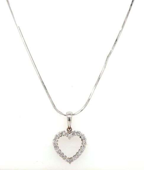 14kt White gold diamond heart shaped pendant on chain