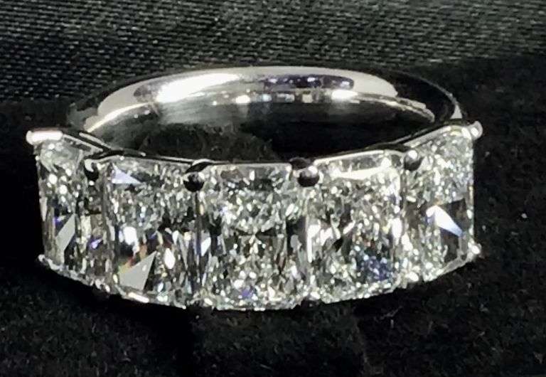 14K White Gold Radiant Cut Lab Diamond Ring