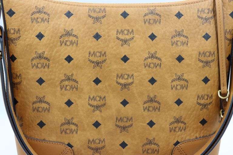 MCM Aren Hobo Medium Bag