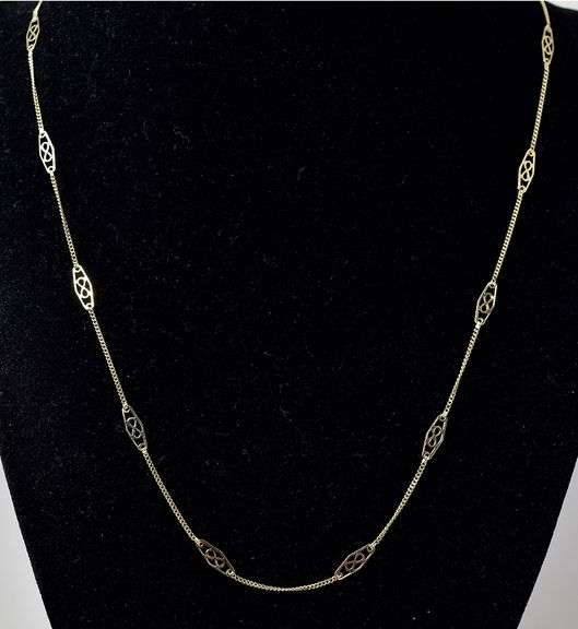 Lovely 14K Yellow Gold Chain Necklace