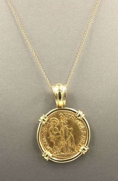 22kt Yellow gold Venetian gold coin in frame on gold chain necklace