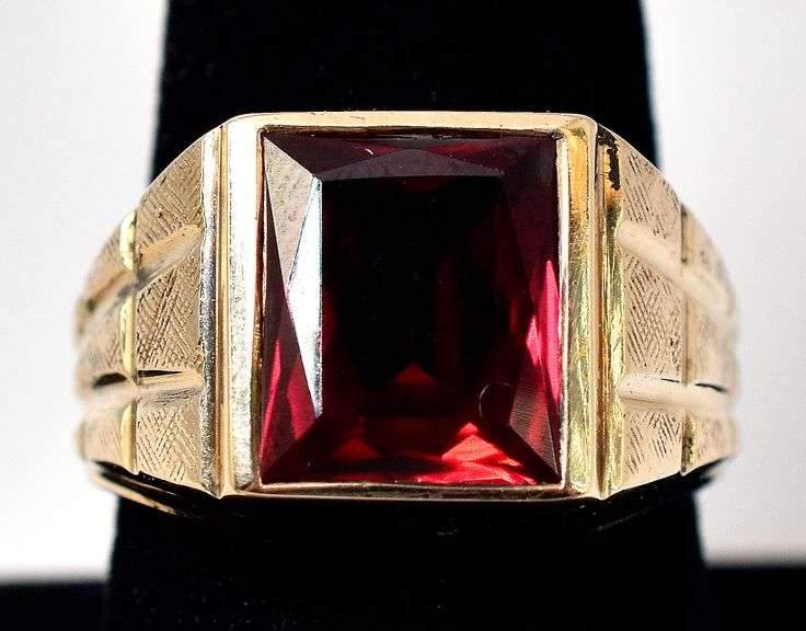 Charming 10K Yellow Gold Synthetic
