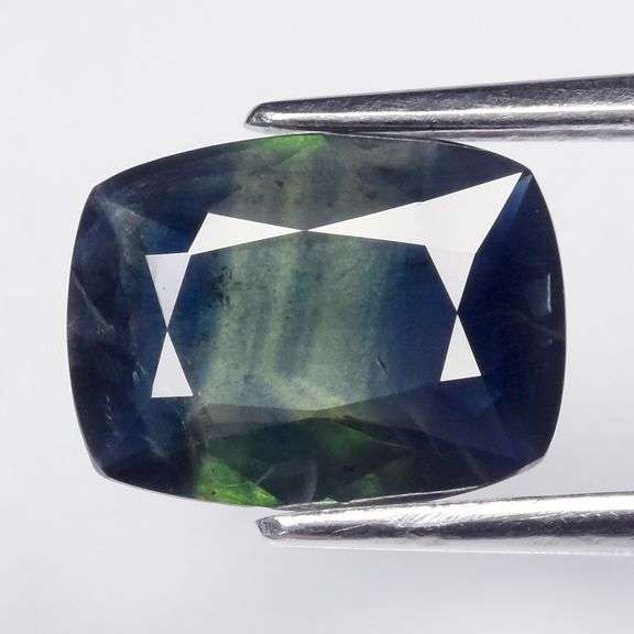 Intriguing 1.90ct bi-color Australian Sapphire -Heated only!!!