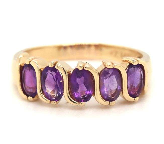14kt Yellow gold oval amethyst 5 stone band
