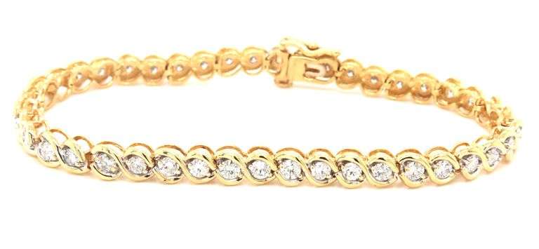 14kt Yellow gold 2.58ctw diamond tennis bracelet
