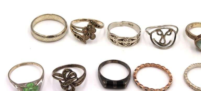 Group lot of vintage 925 sterling silver rings