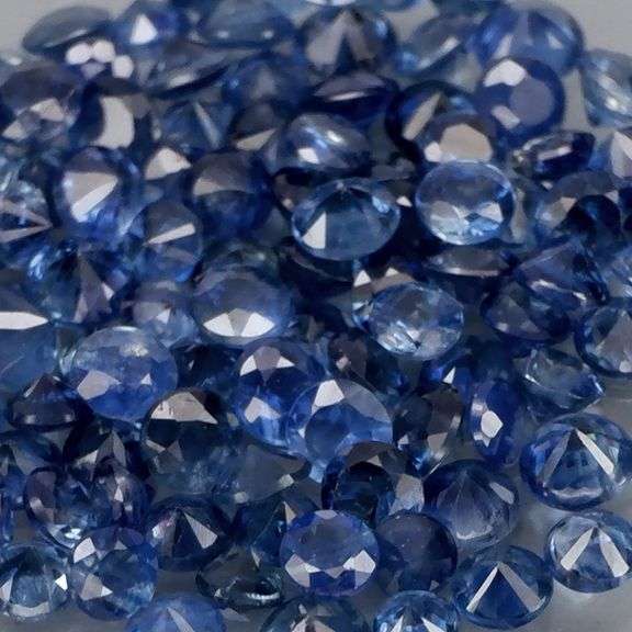 Heated only! 3.08ct top blue sapphire set
