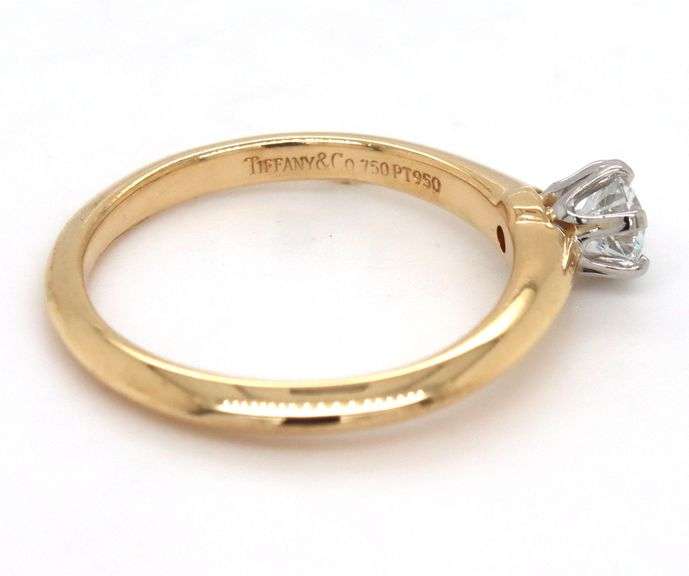 Tiffany & Co 0.22ct round brilliant cut diamond engagement ring