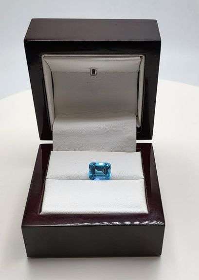 4.0 Carat Blue Sky natural Topaz