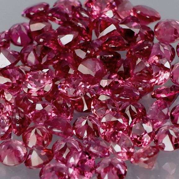 Top violet pink! Untreated! Diamond cut! 5.16ct Garnet set!!!