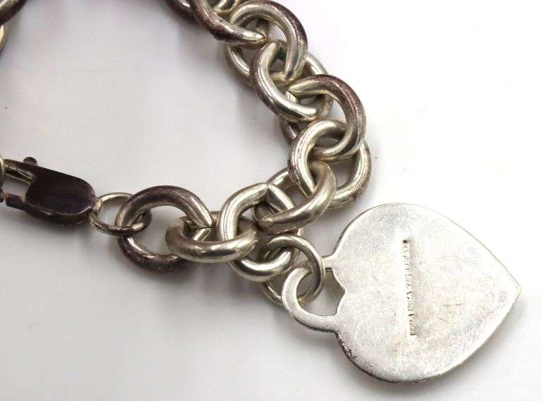 Judith Ripka Link Bracelet With Heart Charm