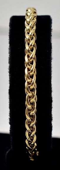Wonderful 18K Yellow Gold Chain Bracelet