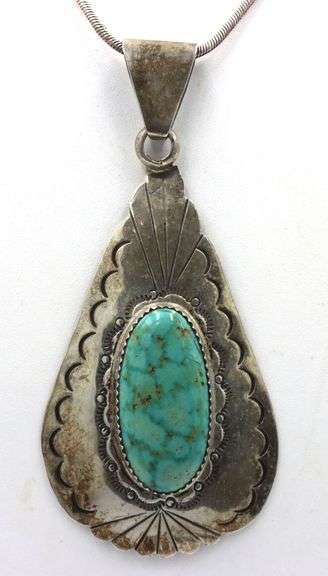 925 Sterling Silver Large Vintage Native Amewrican Turquoise Pendant with Italian Chain