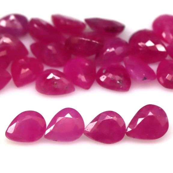 Lovely 10.36ct 25 piece pear cut Ruby set -Heated only!!!
