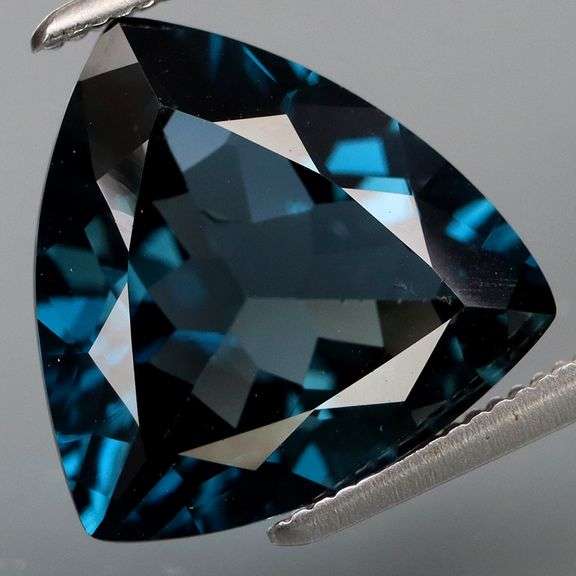 Top London blue 6.17ct Brazilian Topaz!